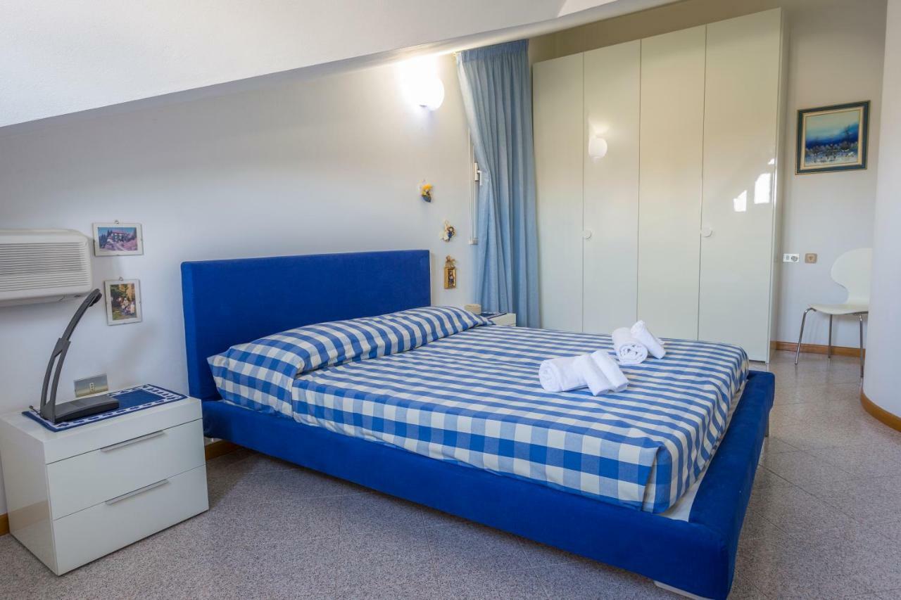 Apartamento Lignano Sabbiadoro Flat Garage Exterior foto